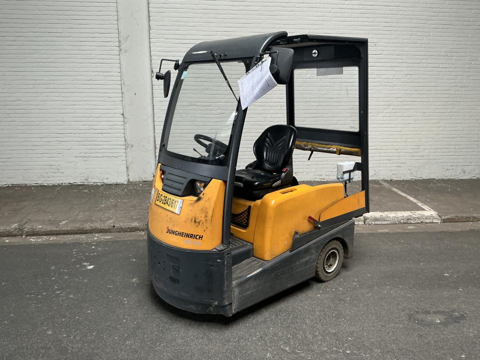 Tow tractor Tow Trucks