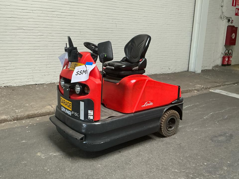 Tow Tractor Tow Trucks