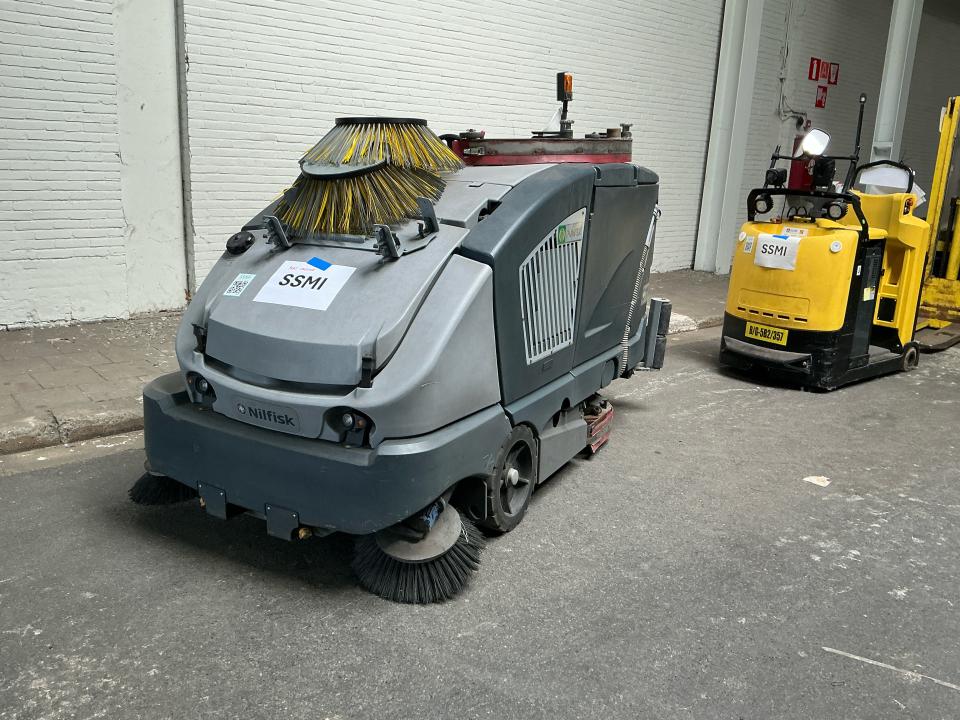 Scrubber Cleaning wagons