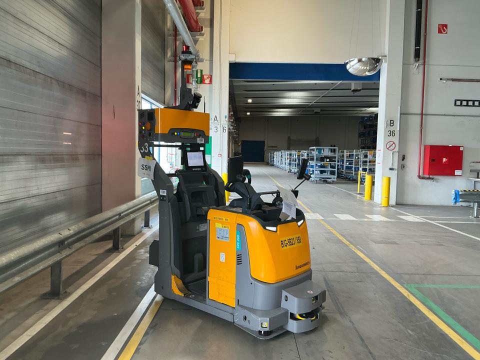 Tow Tractor Internal Transportation