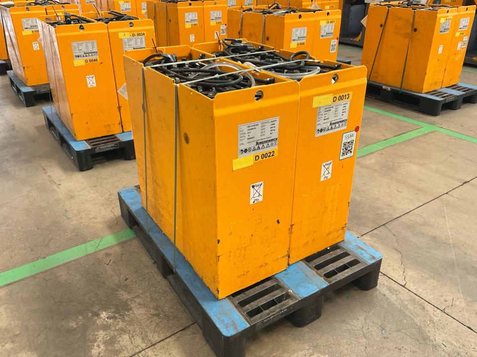 Battery Pack Forklift accessories