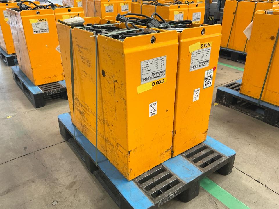 Battery Pack Forklift accessories