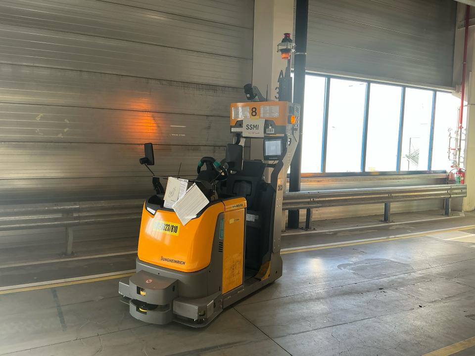 Tow Tractor Tow Trucks