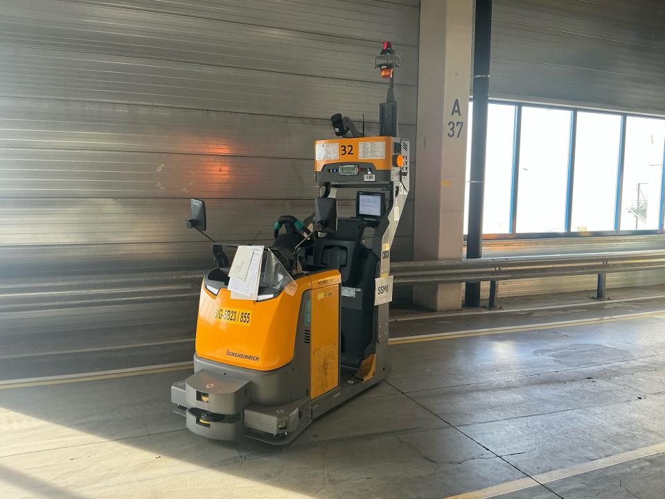 Tow Tractor Internal Transportation