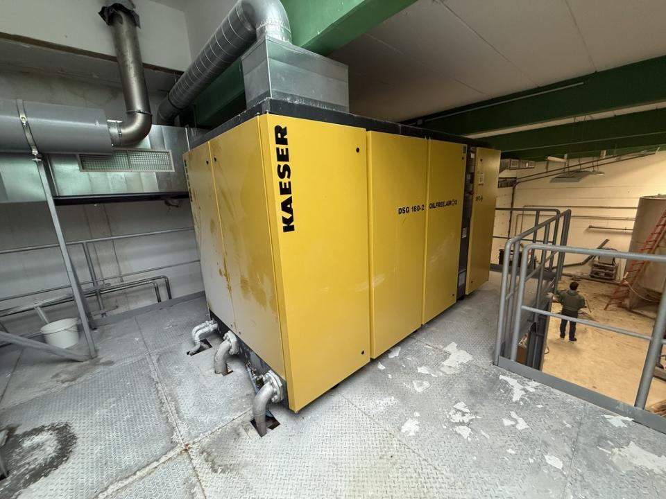 Rotary screw air compressor Compressed Air and Vacuum Equipment
