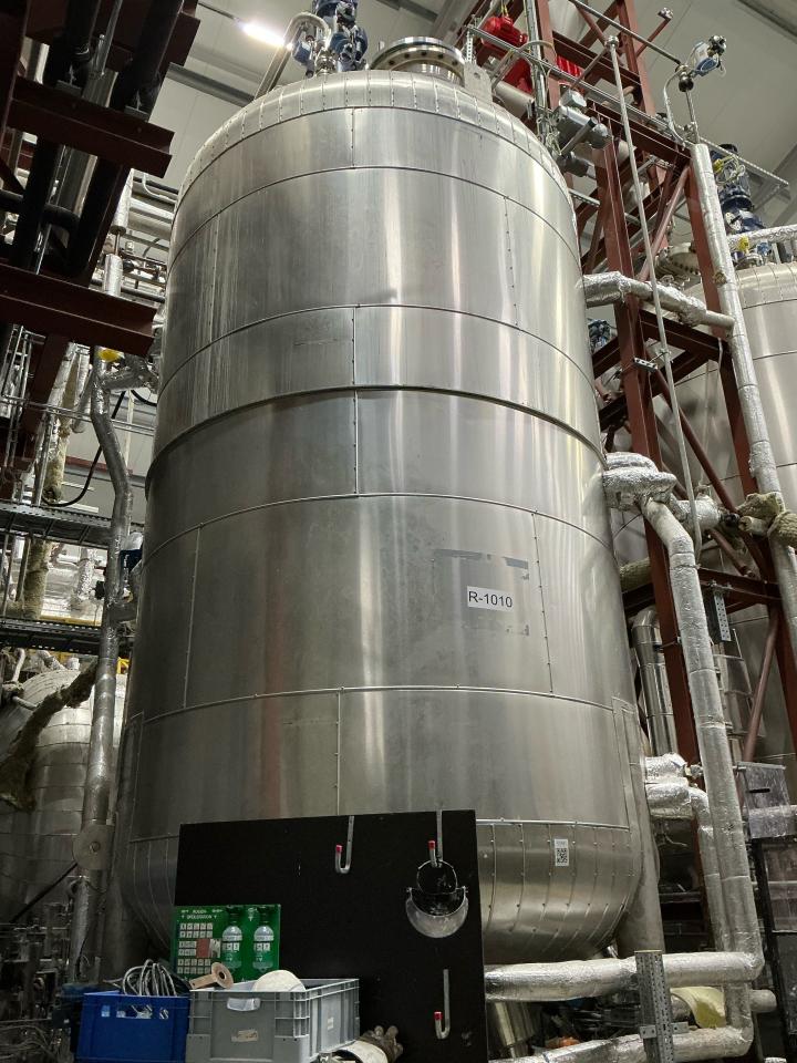 Main reactor Reactors