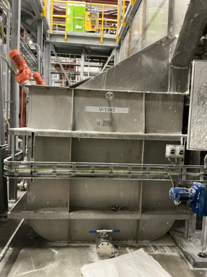 Reslurry vessel Various process equipment and machines