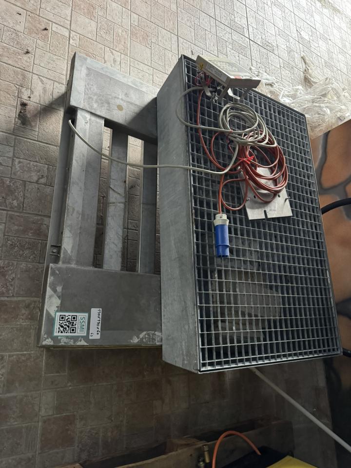 Mobile floor scale Food processing machinery