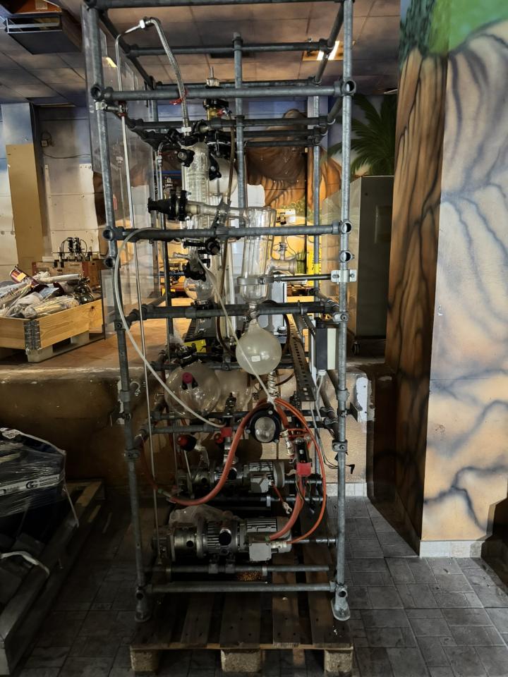 Complete glass distillation system Pharmaceutical, Cosmetic and Chemistry Equipment