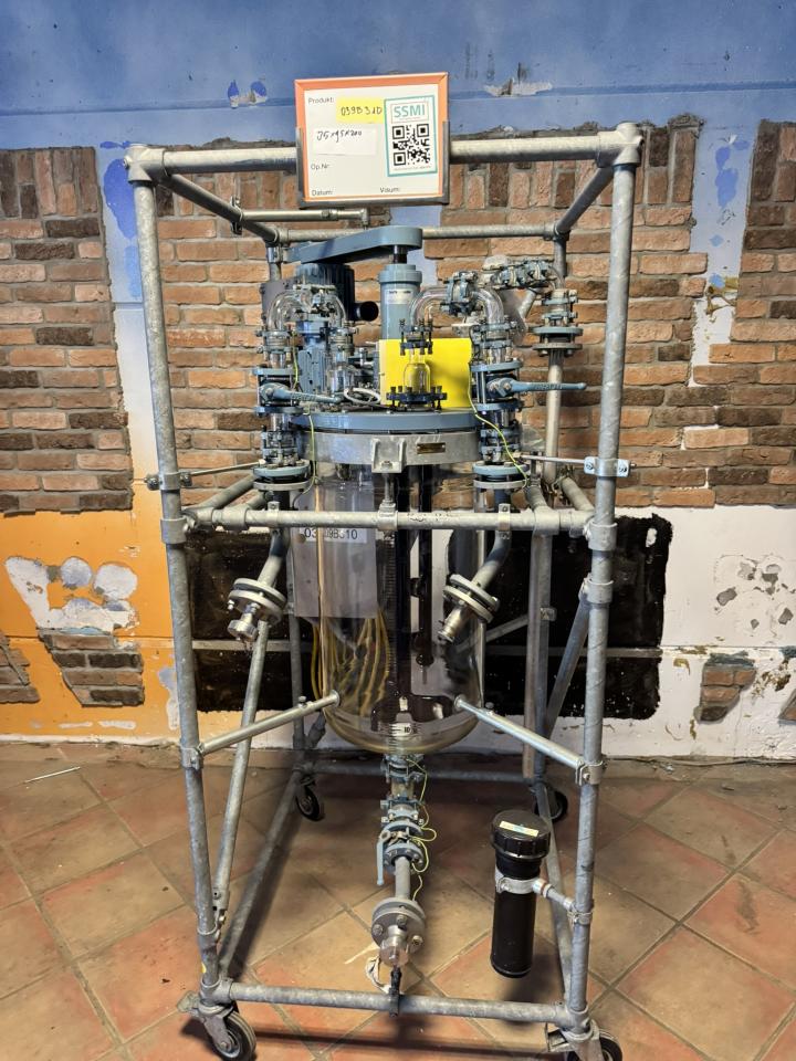 Mobile glass container Pharmaceutical, Cosmetic and Chemistry Equipment