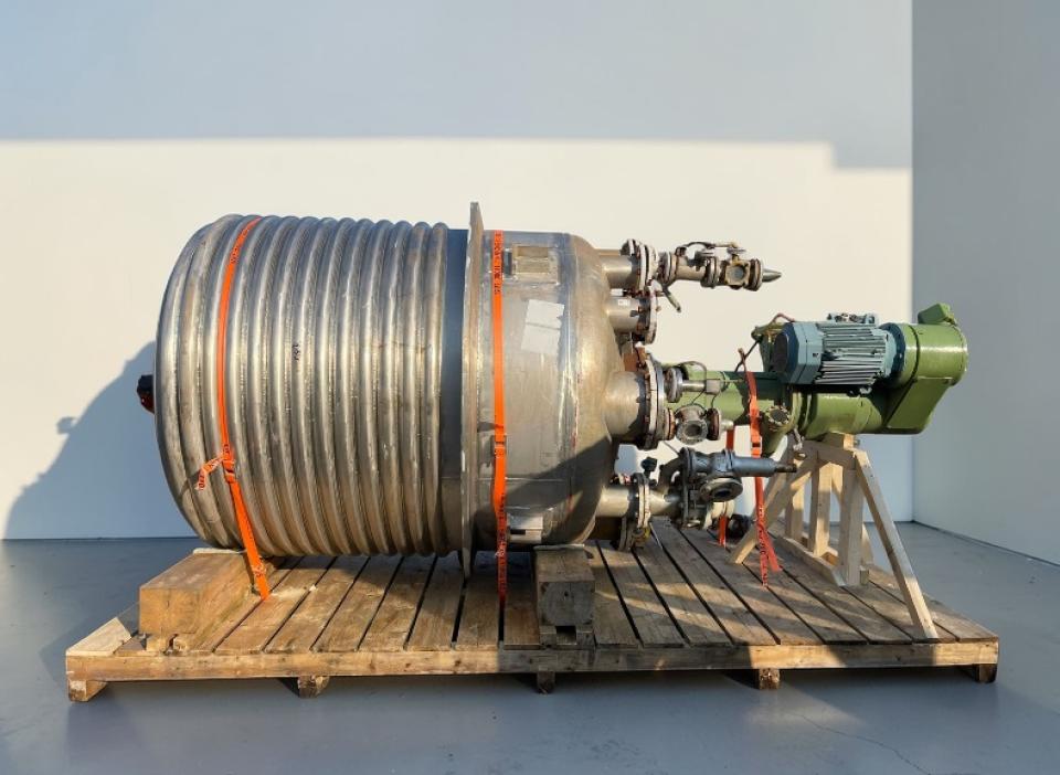 Vacuum reactor / pressure vessel with agitator Horizontal Storage Mixing Tanks