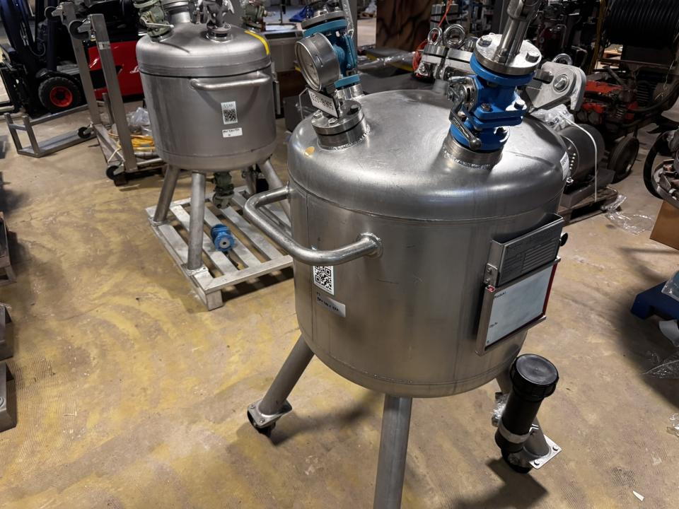 Mobile template tank Pharmaceutical, Cosmetic and Chemistry Equipment