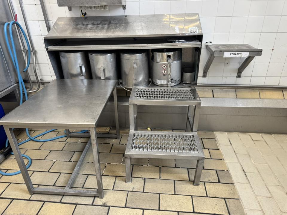 Sample and documentation tabel 4 parts Table Top Slicing Machines