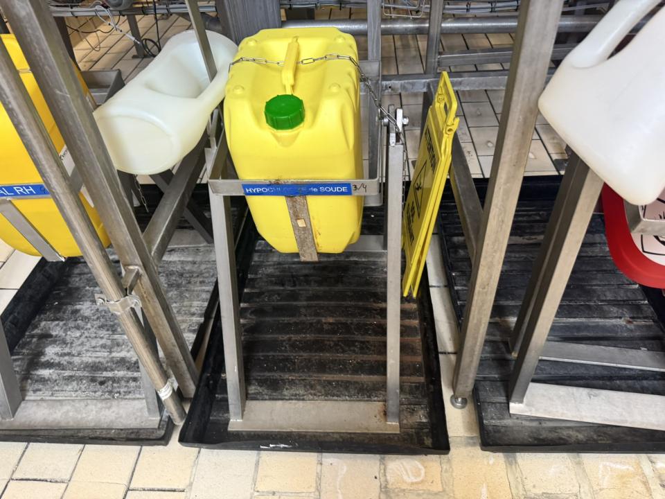Chemical dosing / dispensing station 4x CIP Cleaning Systems