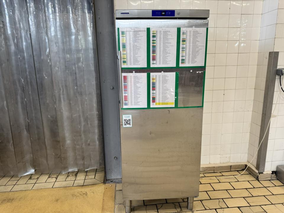 Laboratory / food-service refrigerator Laboratory refrigerators