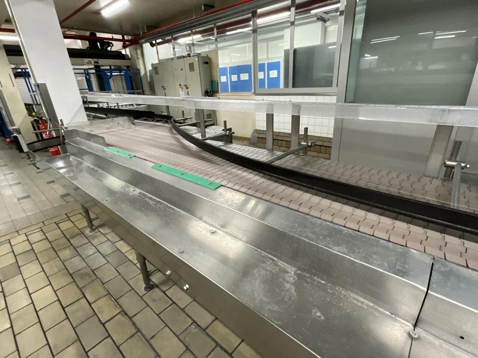 80mm Conveyor Belt for Bottle Filling Machine In Feed - Line 1&nbsp; 