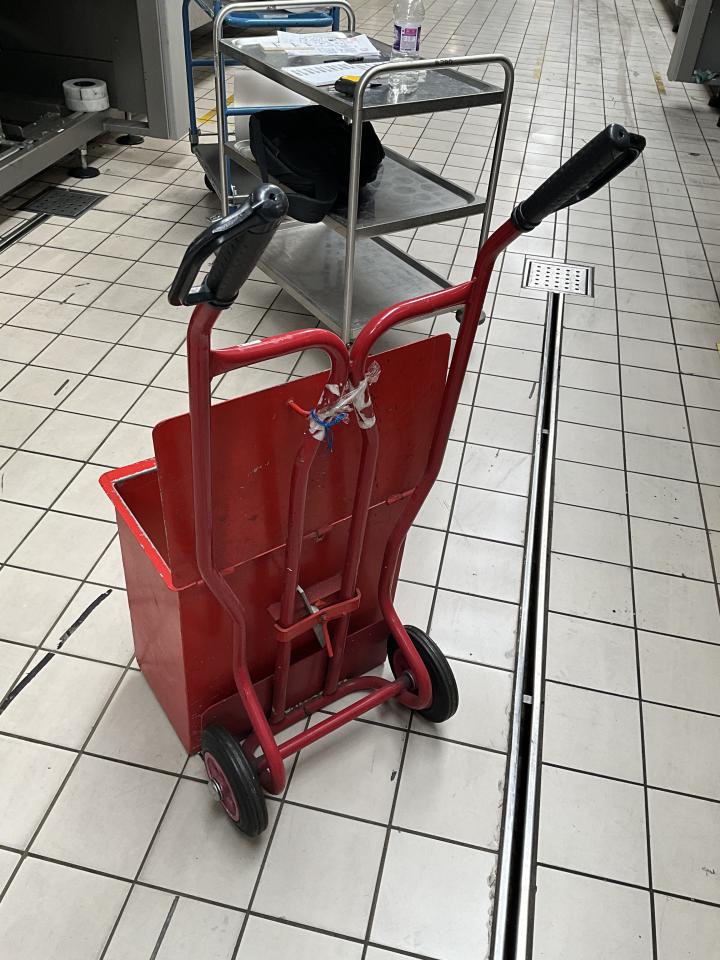 Sack Truck with Box for Hot Melt Glue Granules&nbsp; 