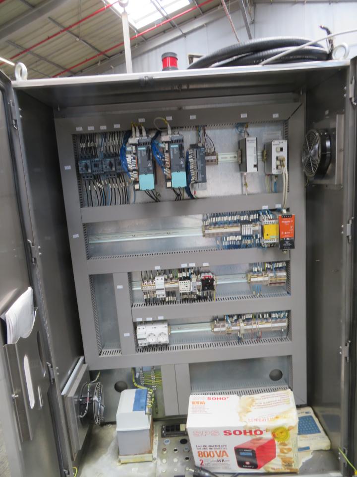 Sleever International Sleevercombi Shrink Sleeve Machine - Bottle Sleever Line&nbsp; 