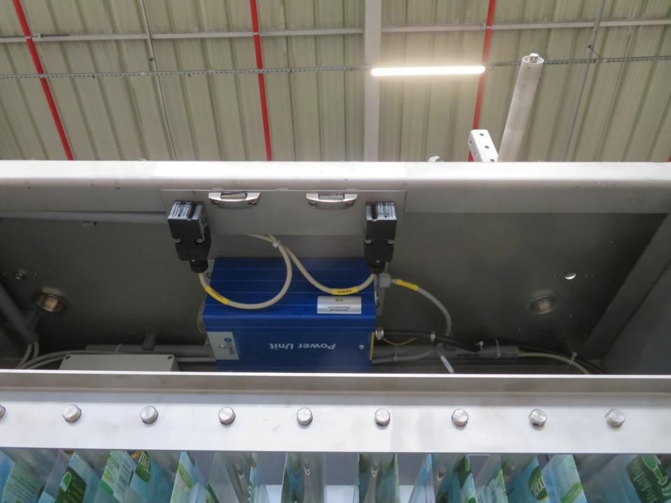 Fuji Seal Heat Shrink Tunnel Sleeve Film Feeder Unit - Bottle Sleever Line&nbsp; 