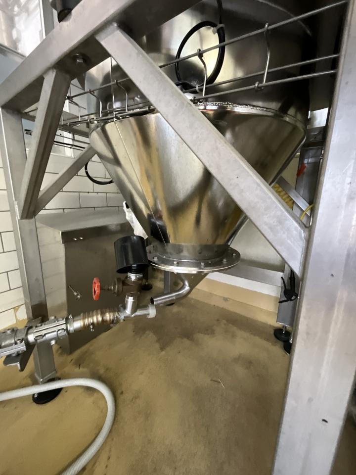 AZO Powder Discharging and Conveying System&nbsp; 