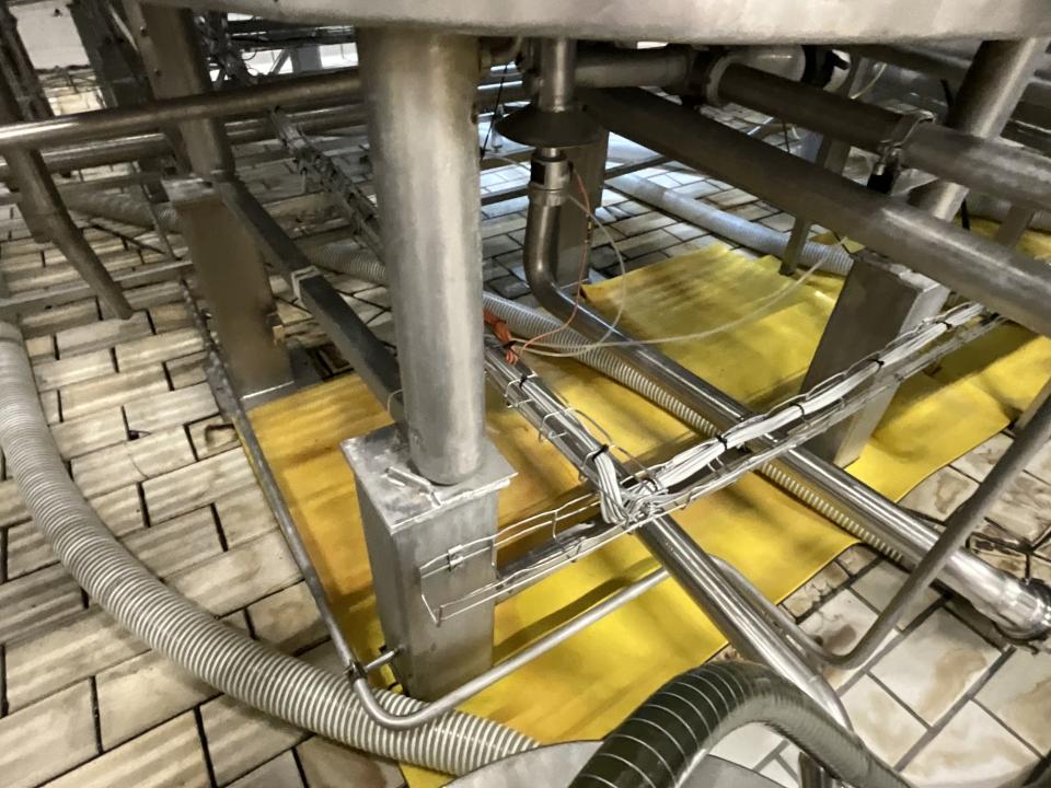Circa 3000 Litre Stainless Steel Mixing Tank&nbsp; 