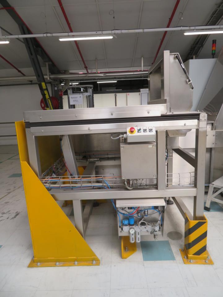 Savime Regulasoft Feeding Elevator With 4 Zalkin Capping Unscramblers- Line 4&nbsp; 