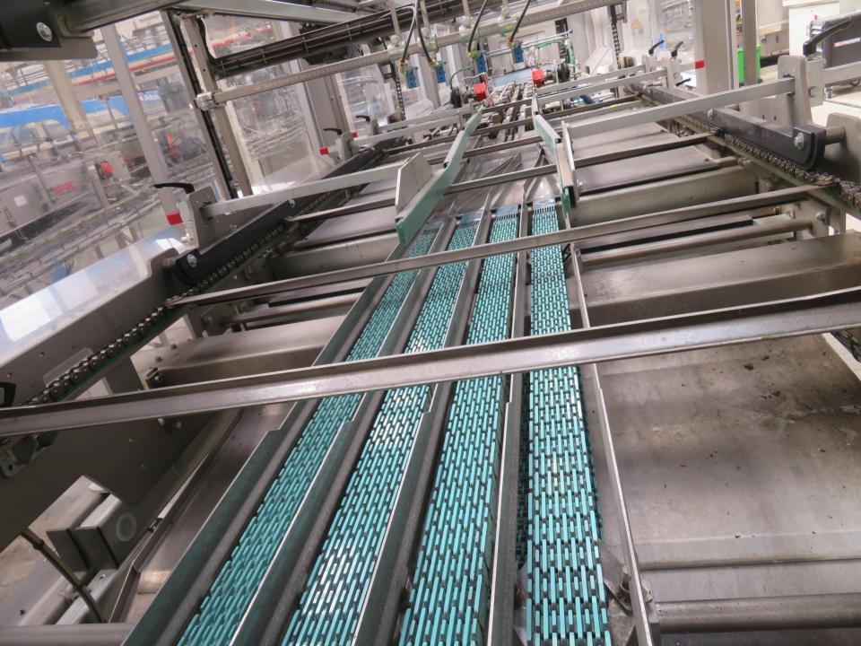 KHS GmbH TSP A-M Tray Shrink Packer With Shrink Wrapper- Line 4&nbsp; 