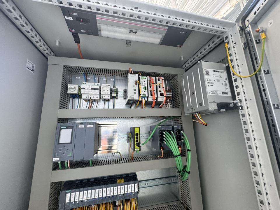 Electric Cabinet 