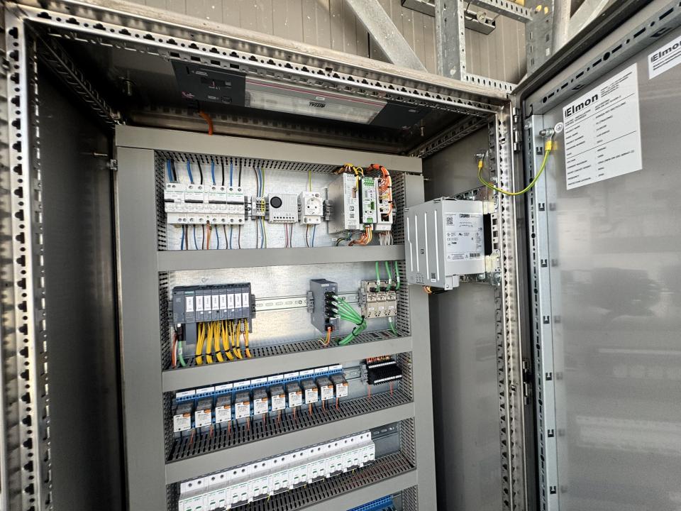 Electric Cabinet 