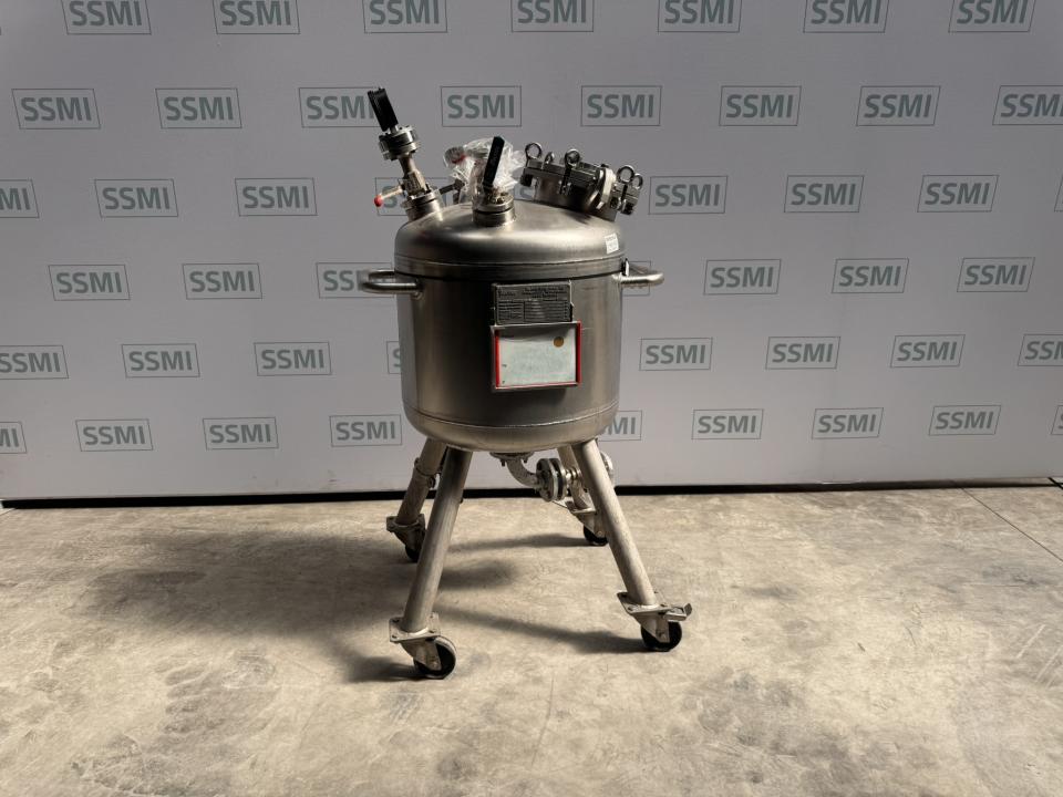 Mobile template tank Pharmaceutical, Cosmetic and Chemistry Equipment