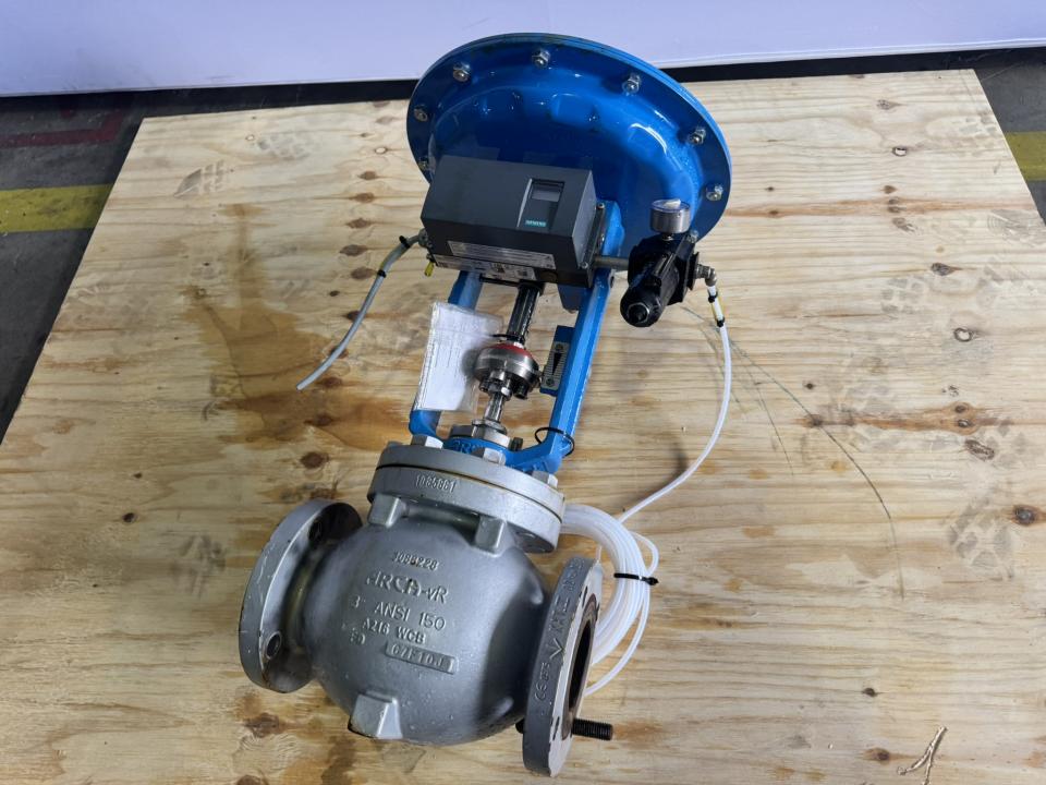 Control valve with pneumatic diaphragm actuator and smart positioner Installation valves