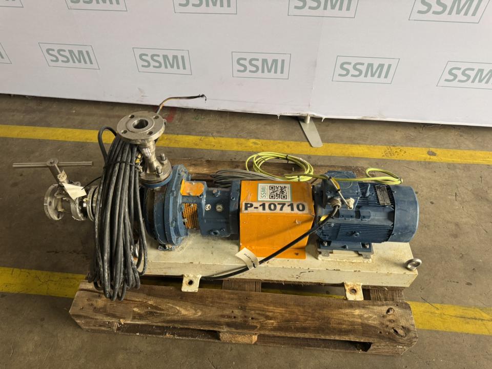 Centrifugal process pump with electric motor 