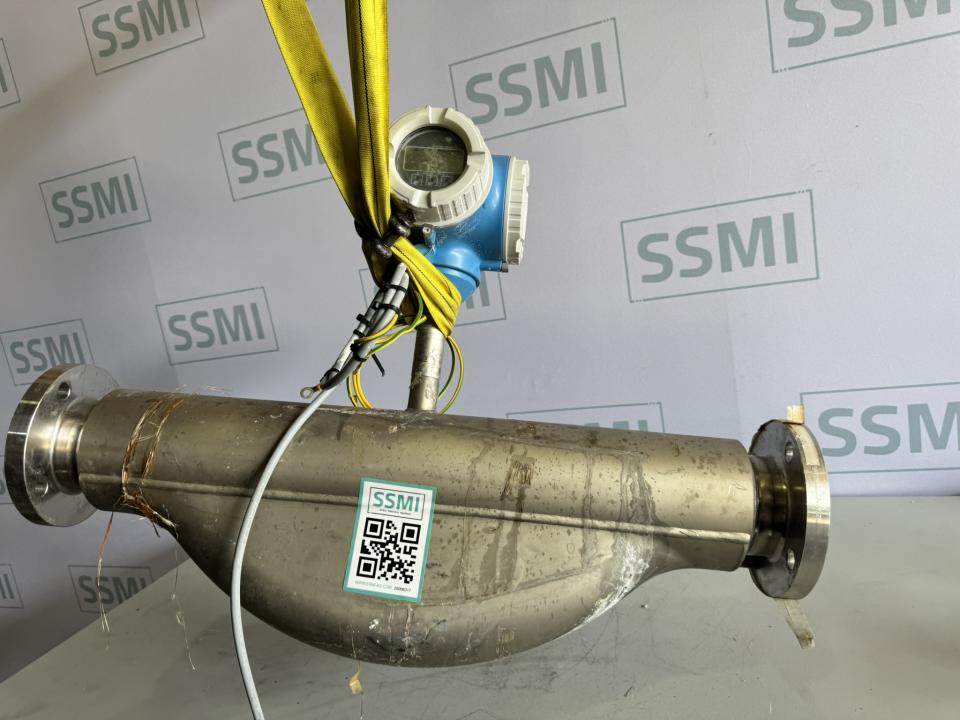 Coriolis flow transmitter 