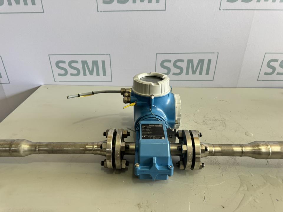 Electromagnetic flowmeter 