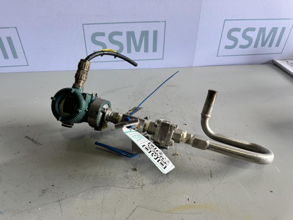 Instrument manifold valve 