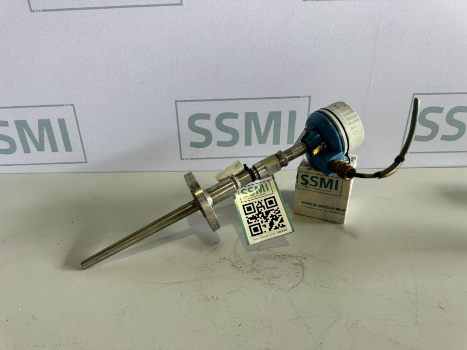 Temperature transmitter / RTD thermometer 