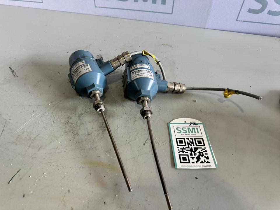 Temperature transmitter (2x) 