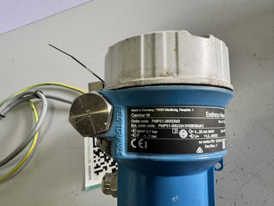 Pressure transmitter 