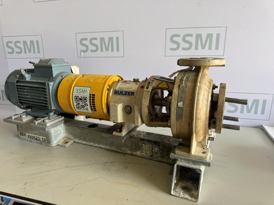Process centrifugal pump with electric motor 