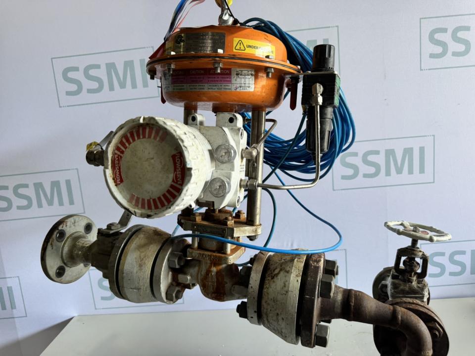 Pneumatic control valve actuator with digital positioner 
