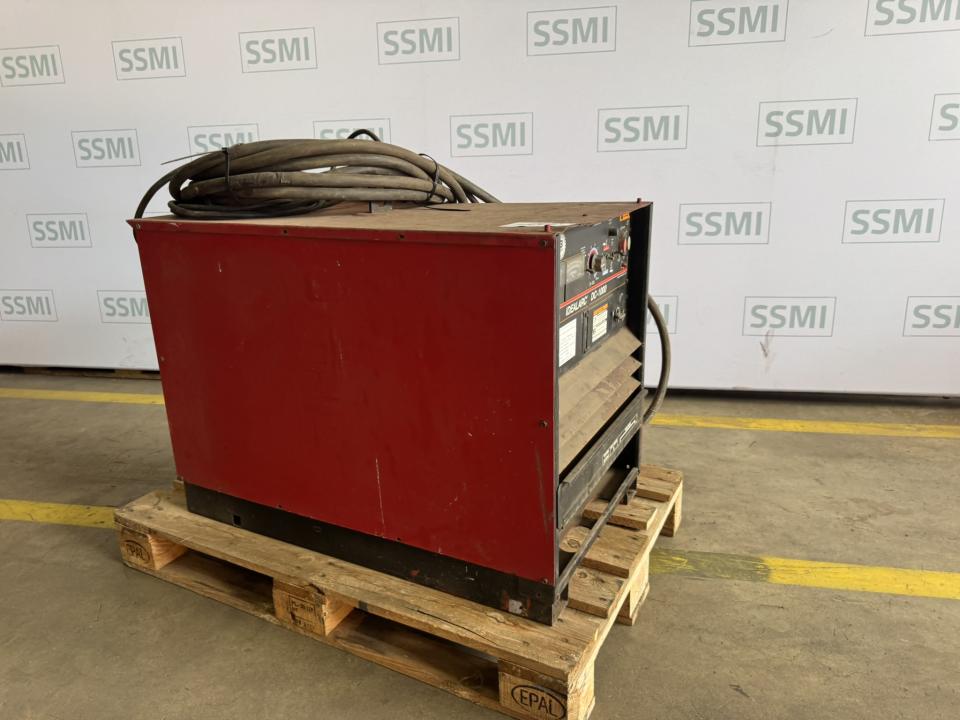 Welding Machine / Arc Welder Various welding machines