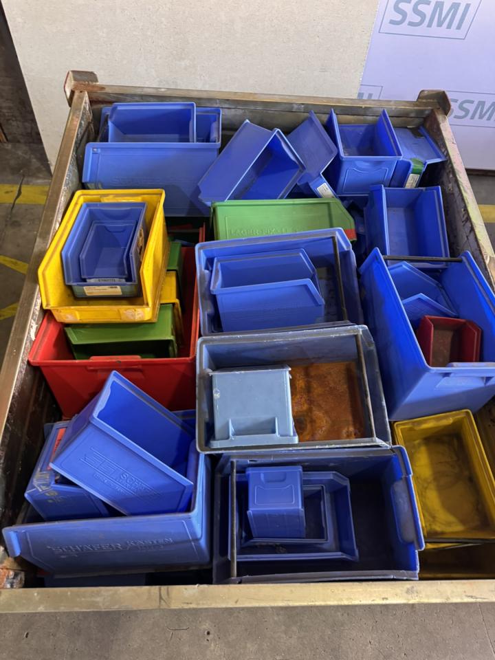 Pallet Workshop storage box system Various pharmaceutical, cosmetic and chemical