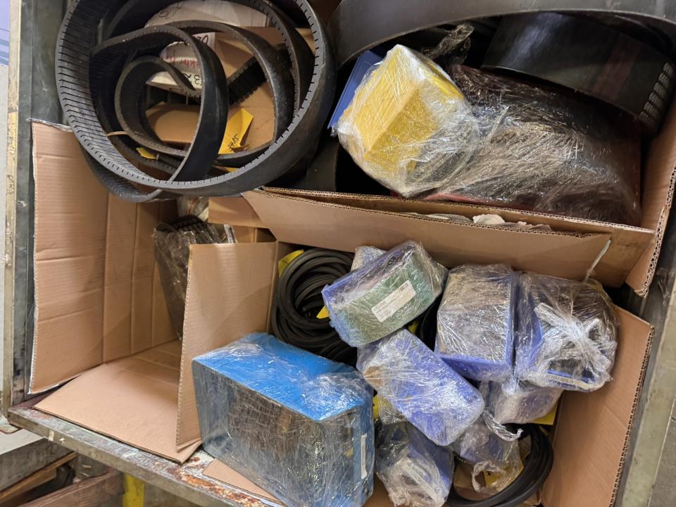 Pallet spare parts pharma equipment Various pharmaceutical, cosmetic and chemical
